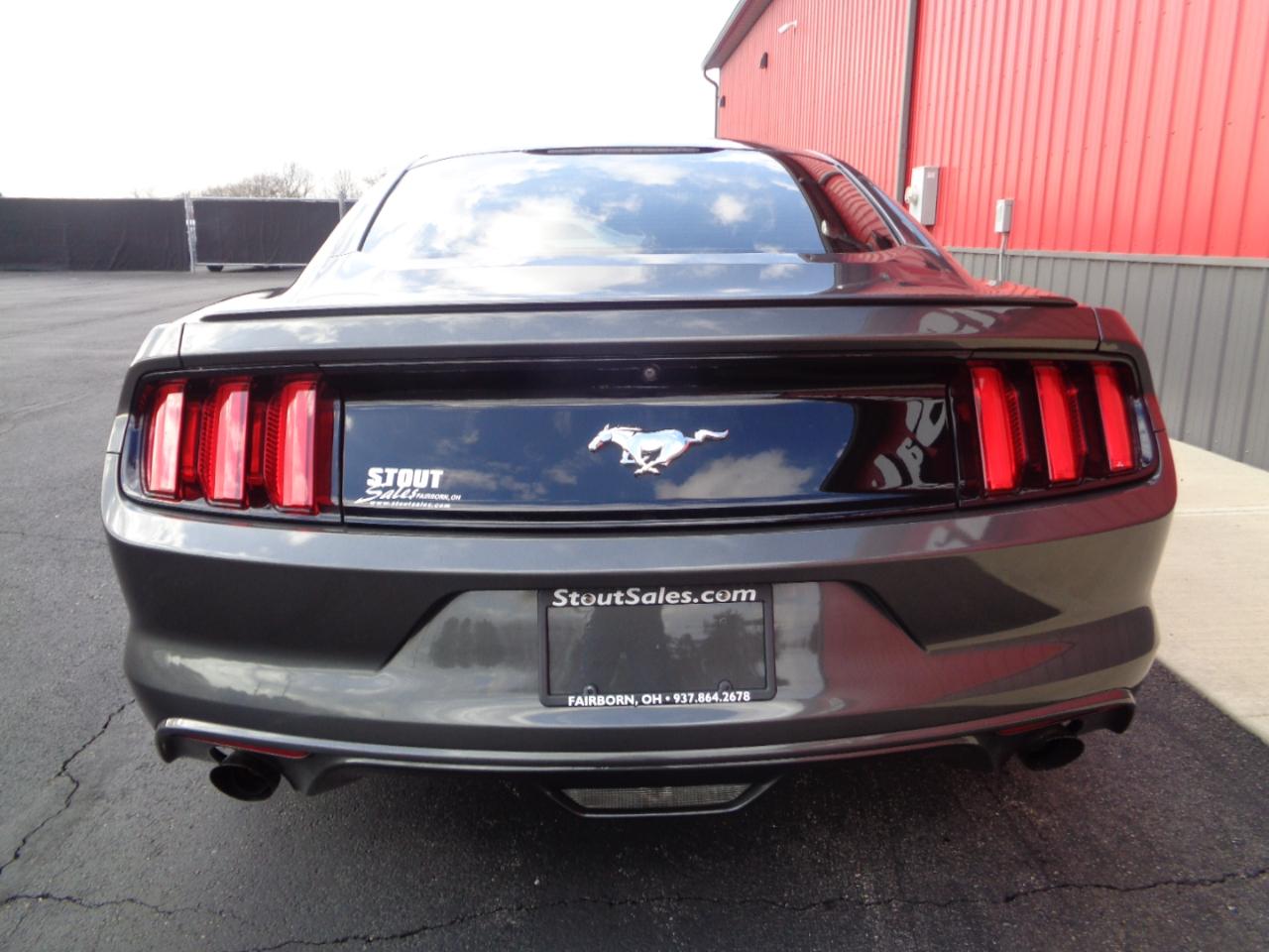 Ford Mustang EcoBoost Coupe 2017