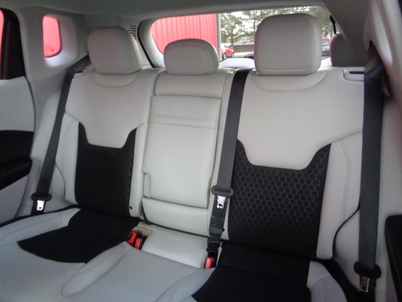 Jeep Compass Latitude FWD 2019