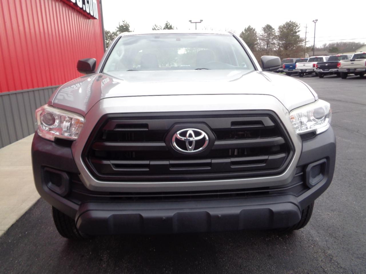 Toyota Tacoma  2017
