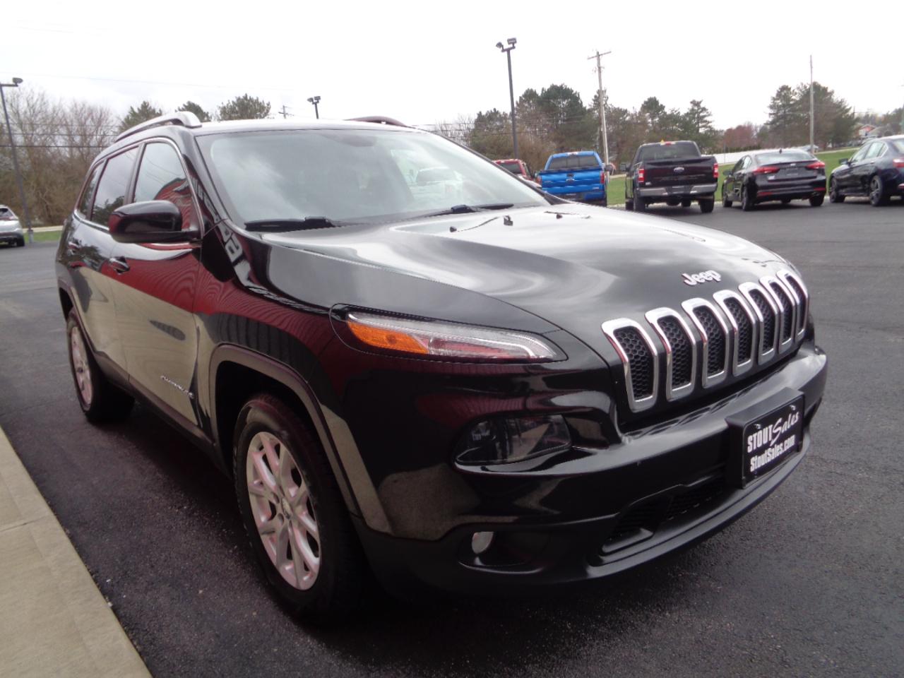 Jeep Cherokee Latitude 4WD 2016