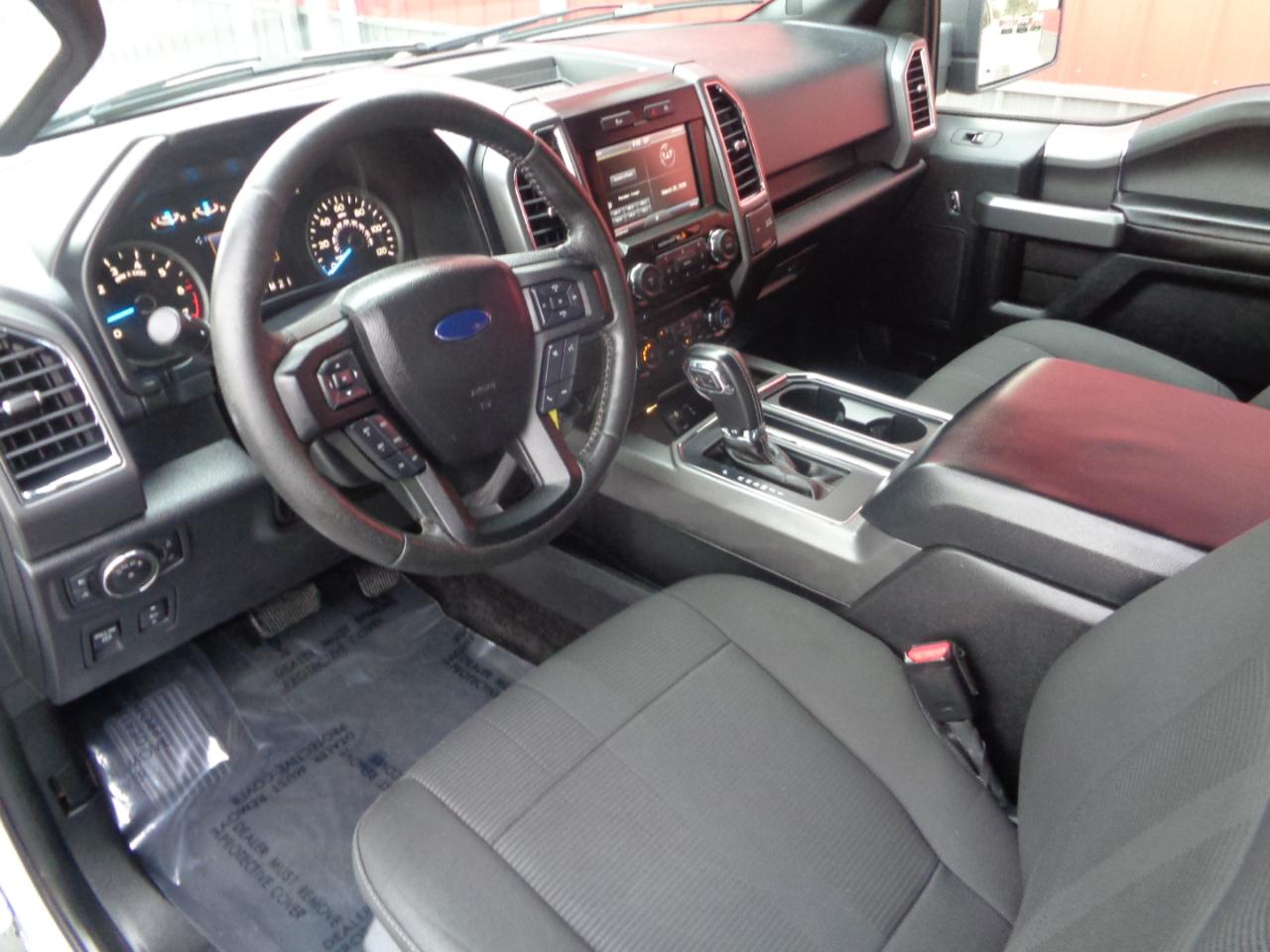 Ford F-150 XLT SuperCrew 5.5-ft. Bed 4WD 2015