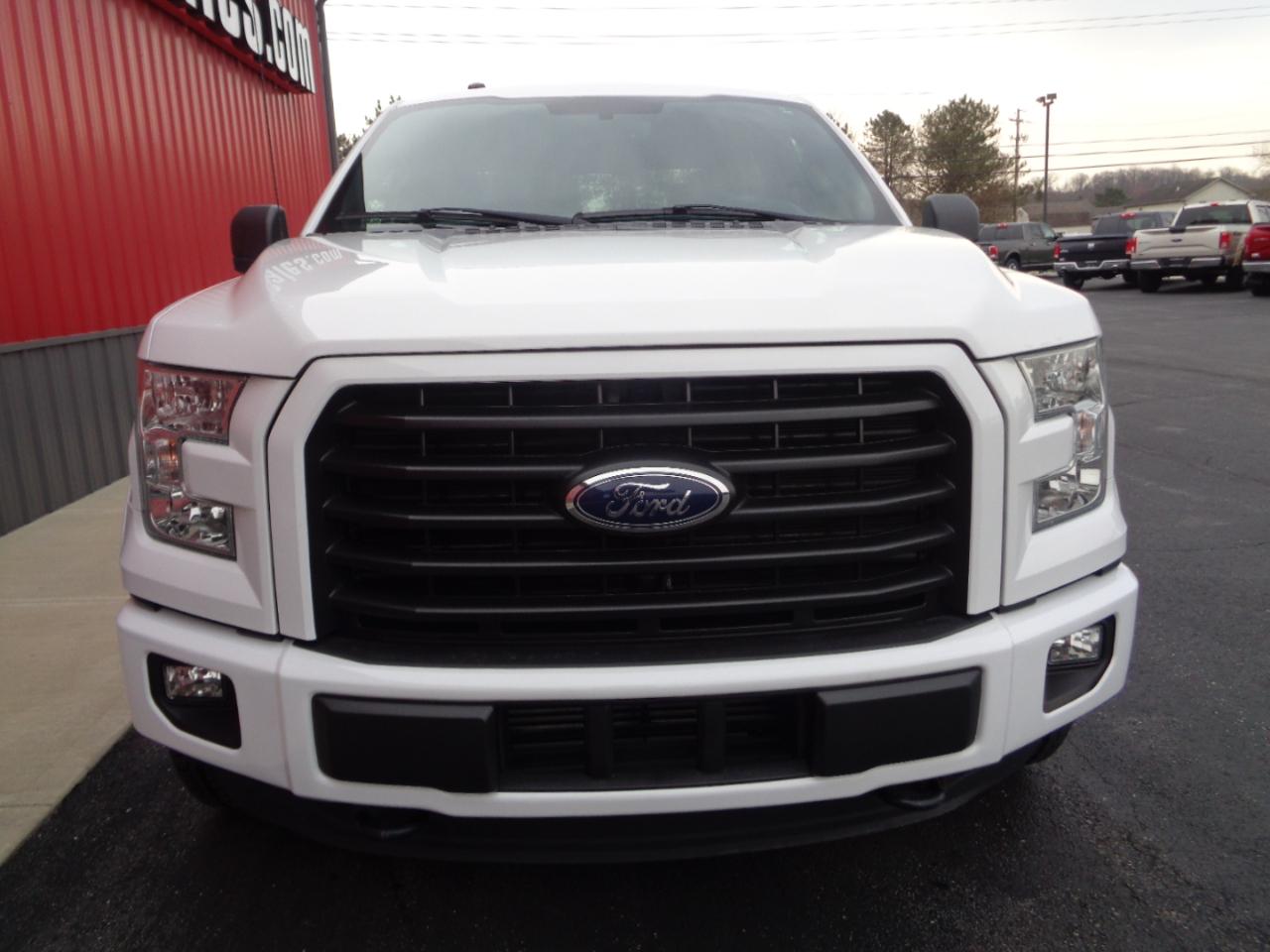 Ford F-150 XLT SuperCrew 5.5-ft. Bed 4WD 2015