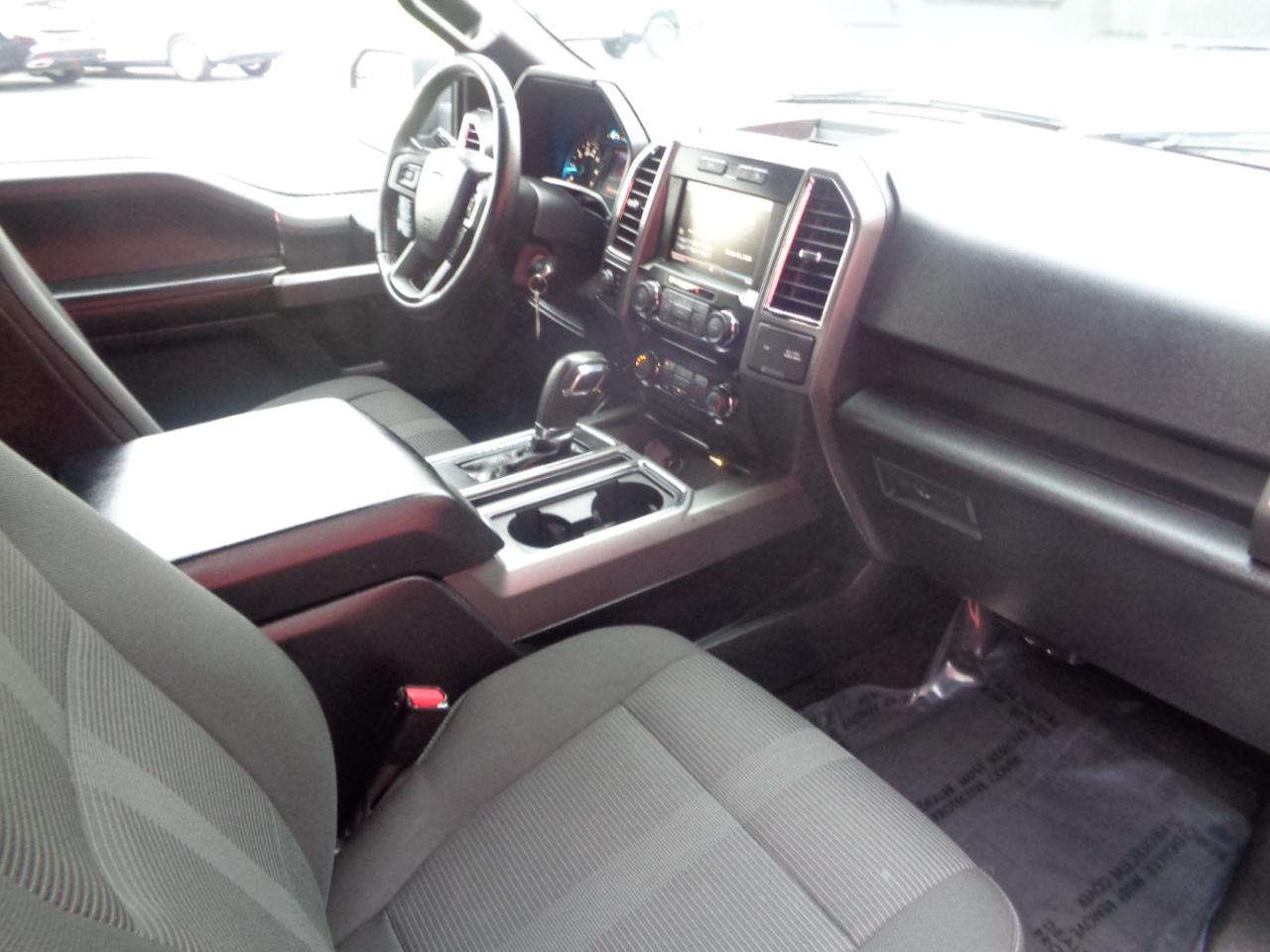 Ford F-150 XLT SuperCrew 5.5-ft. Bed 4WD 2015