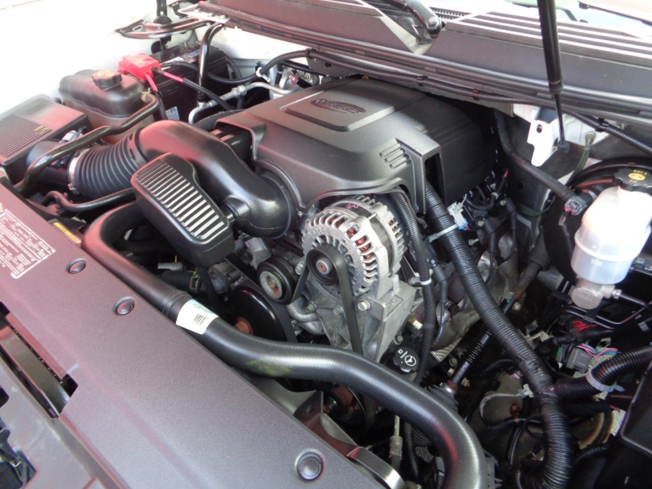 Chevrolet Suburban LTZ 1500 4WD 2011