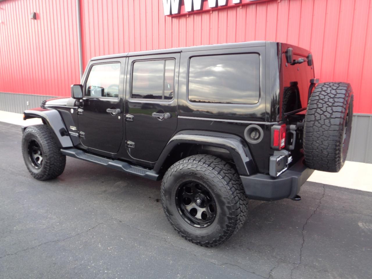 Jeep Wrangler Unlimited Sahara 4WD 2014