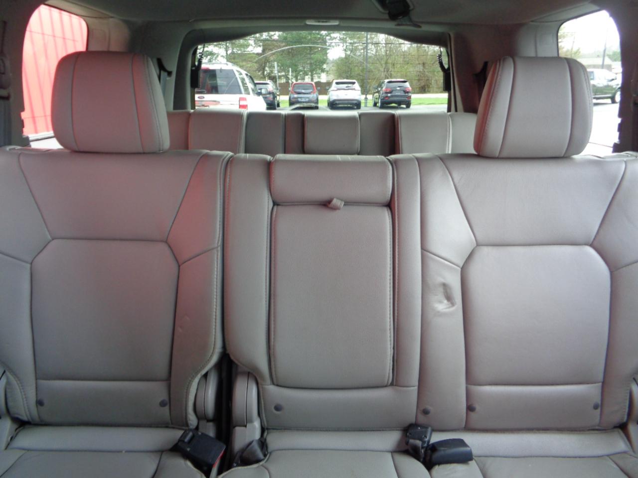 Honda Pilot EX-L 4WD 5-Spd AT with DVD 2015