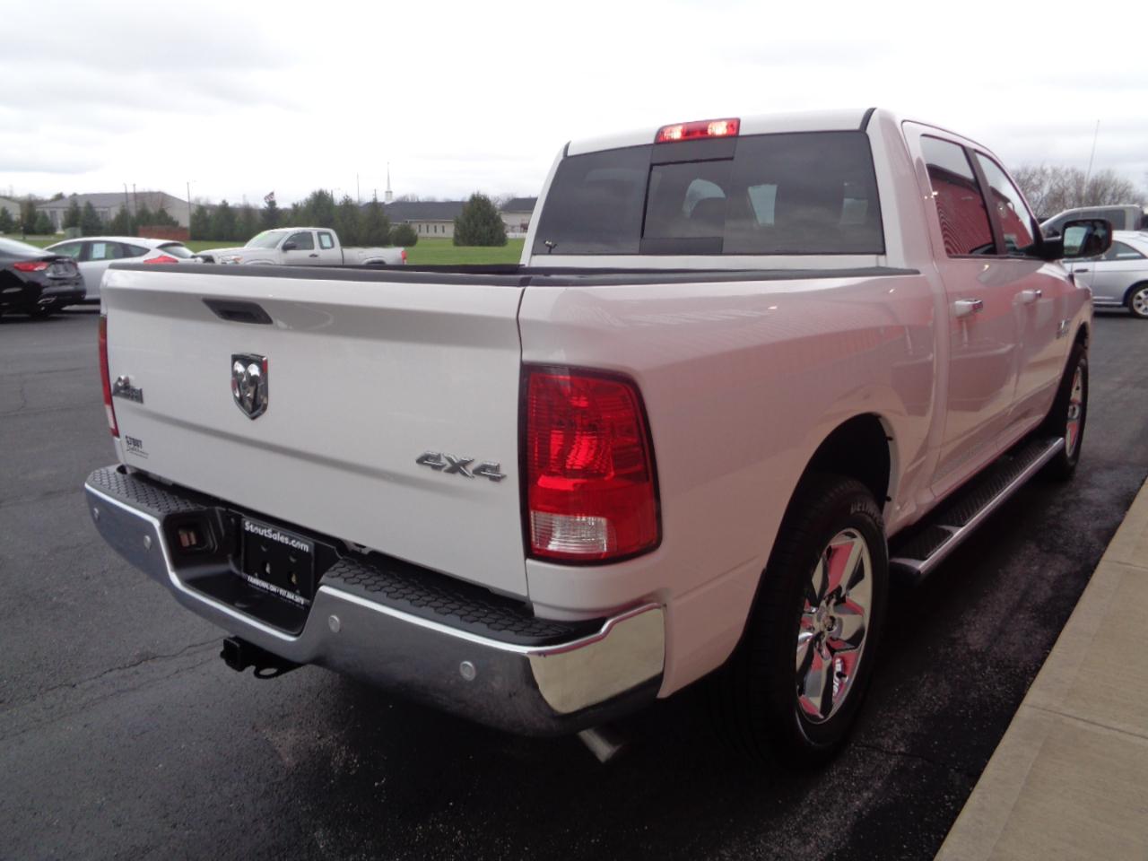 RAM 1500 Big Horn Crew Cab SWB 4WD 2018