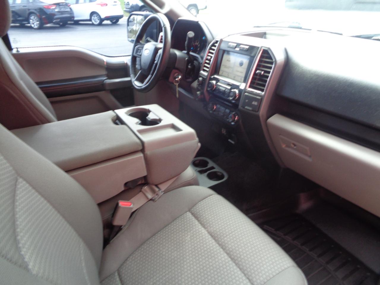 Ford F-150 XLT SuperCrew 5.5-ft. Bed 4WD 2016