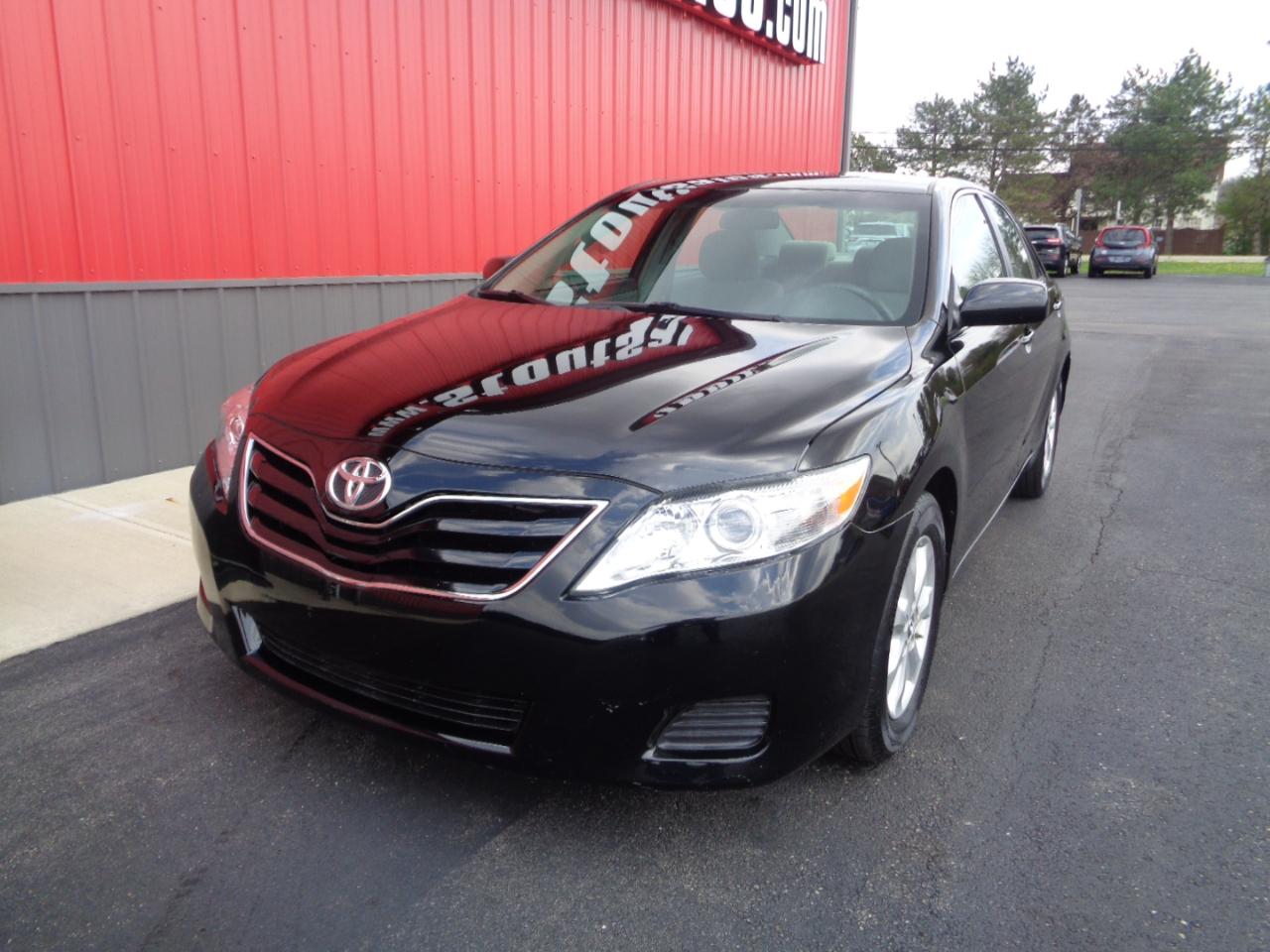 2011 Toyota Camry Base 6-Spd AT