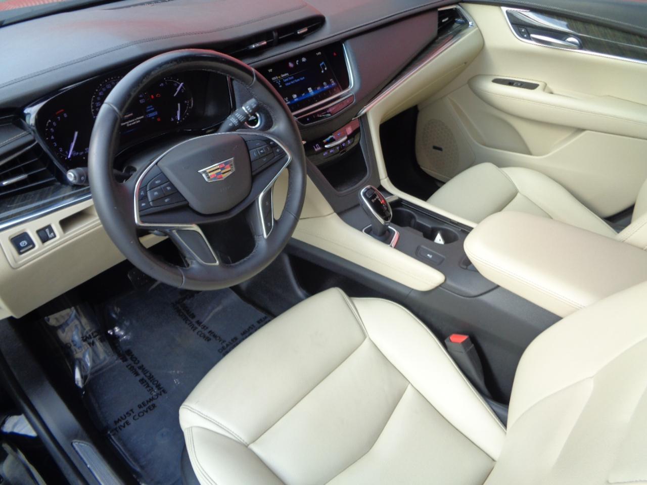 Cadillac XT5 Base 2017