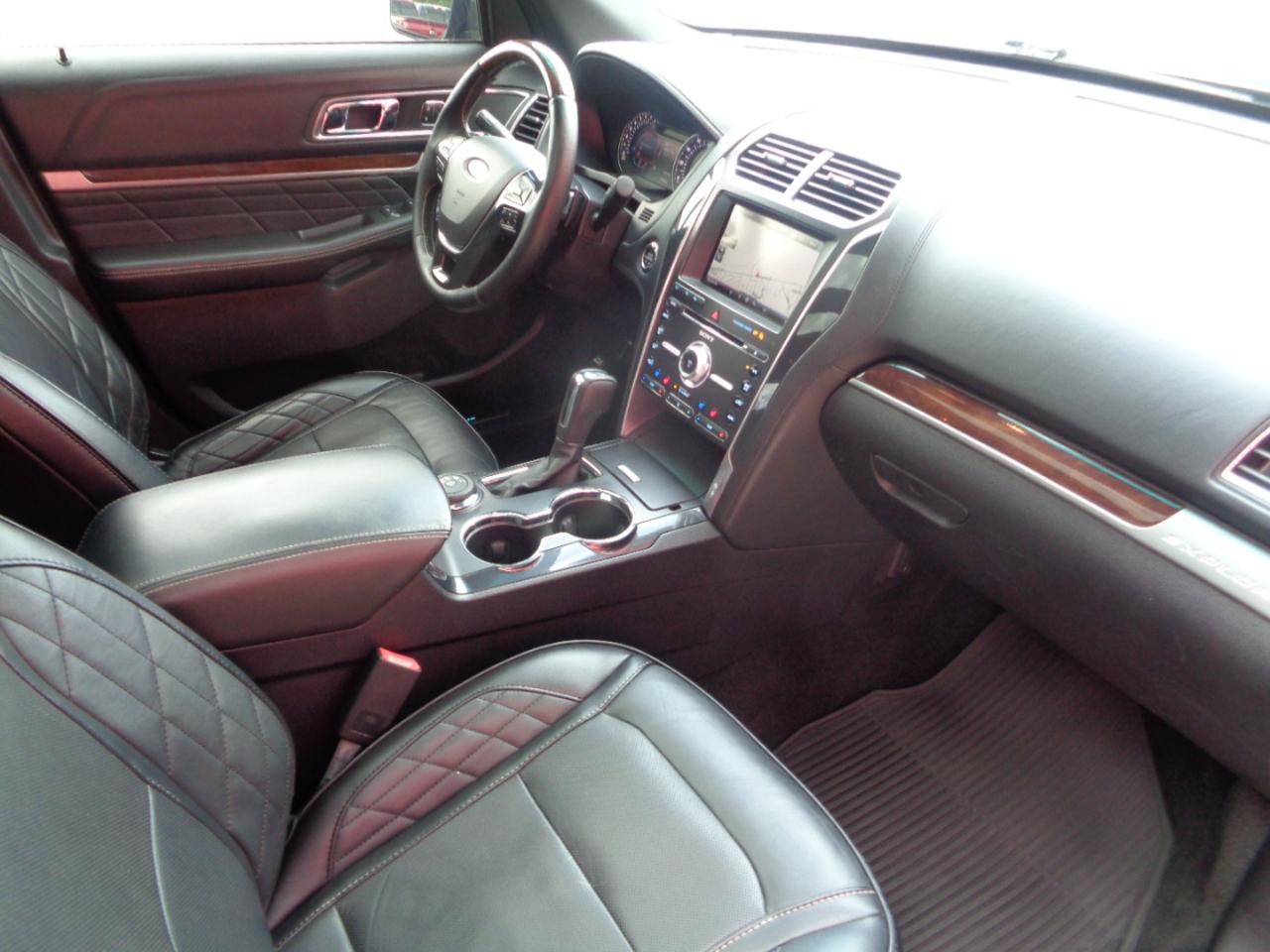 Ford Explorer Platinum 4WD 2016