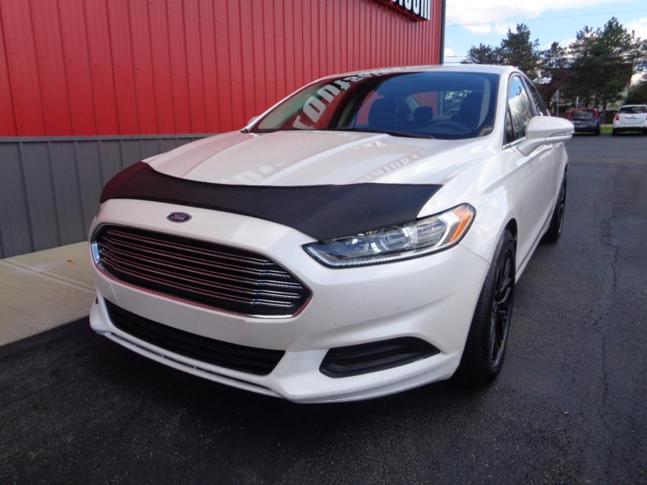 Ford Fusion SE 2015