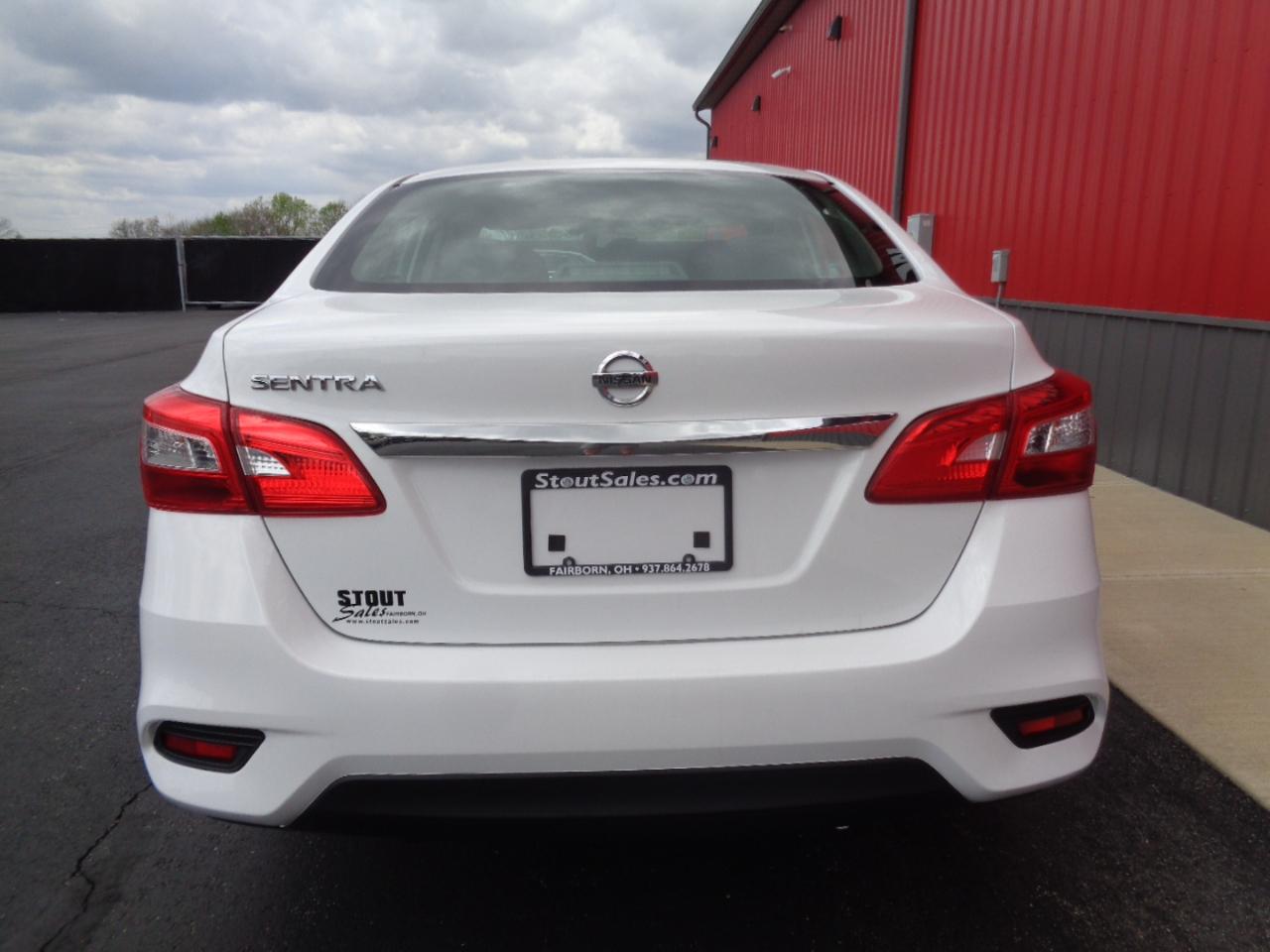 Nissan Sentra S CVT 2017