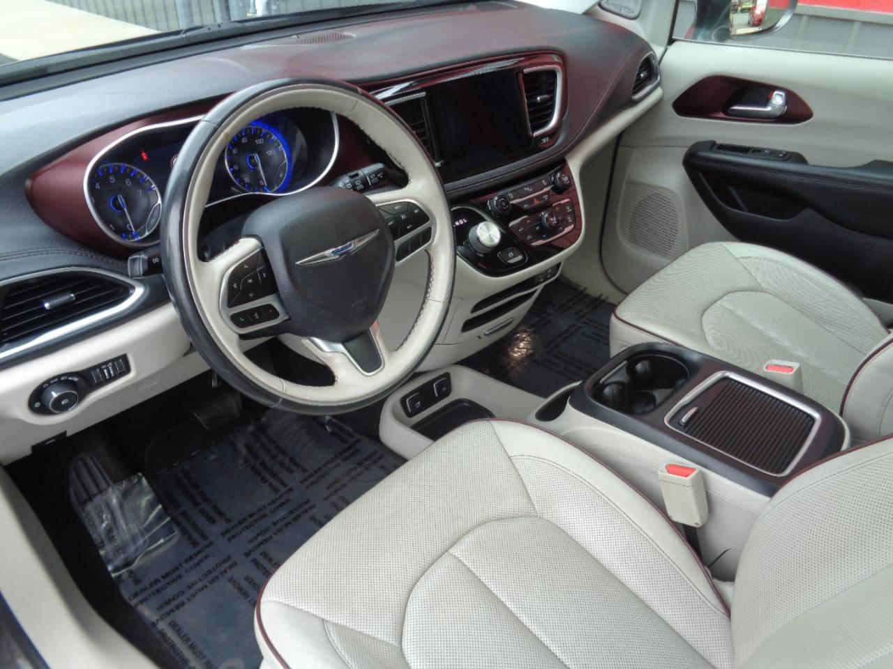 Chrysler Pacifica Limited 2019