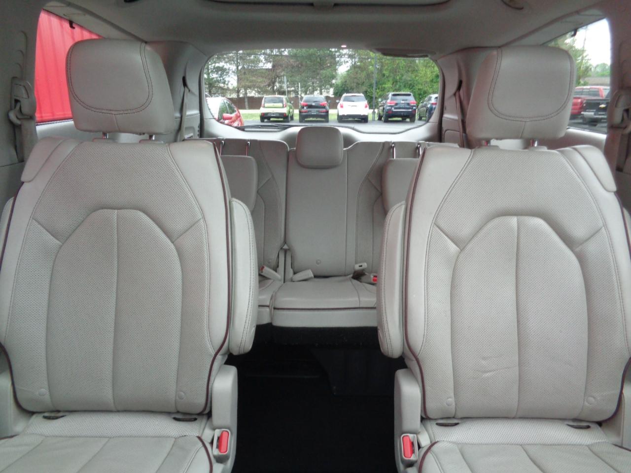 Chrysler Pacifica Limited 2019