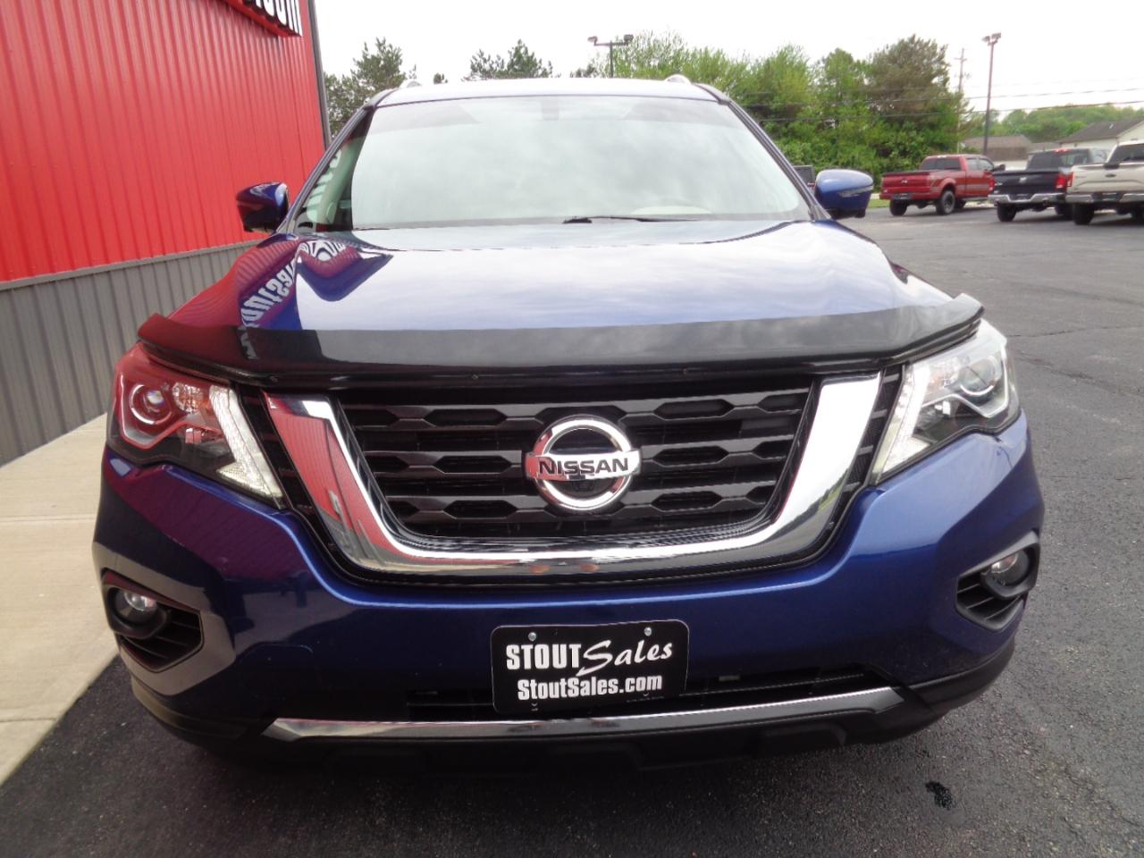 Nissan Pathfinder Platinum 4WD 2017