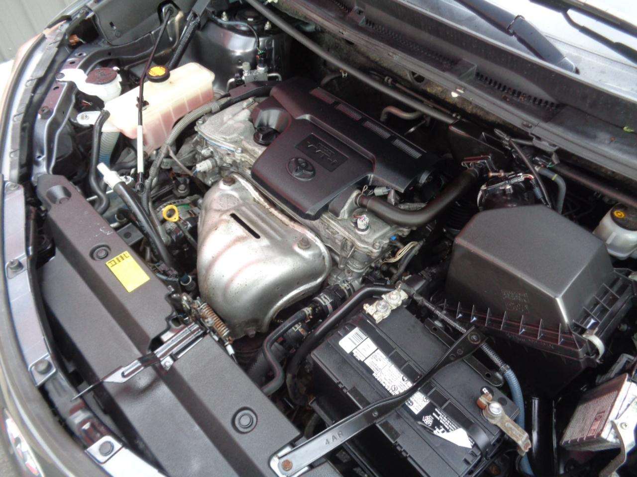 Toyota RAV4 XLE AWD 2013