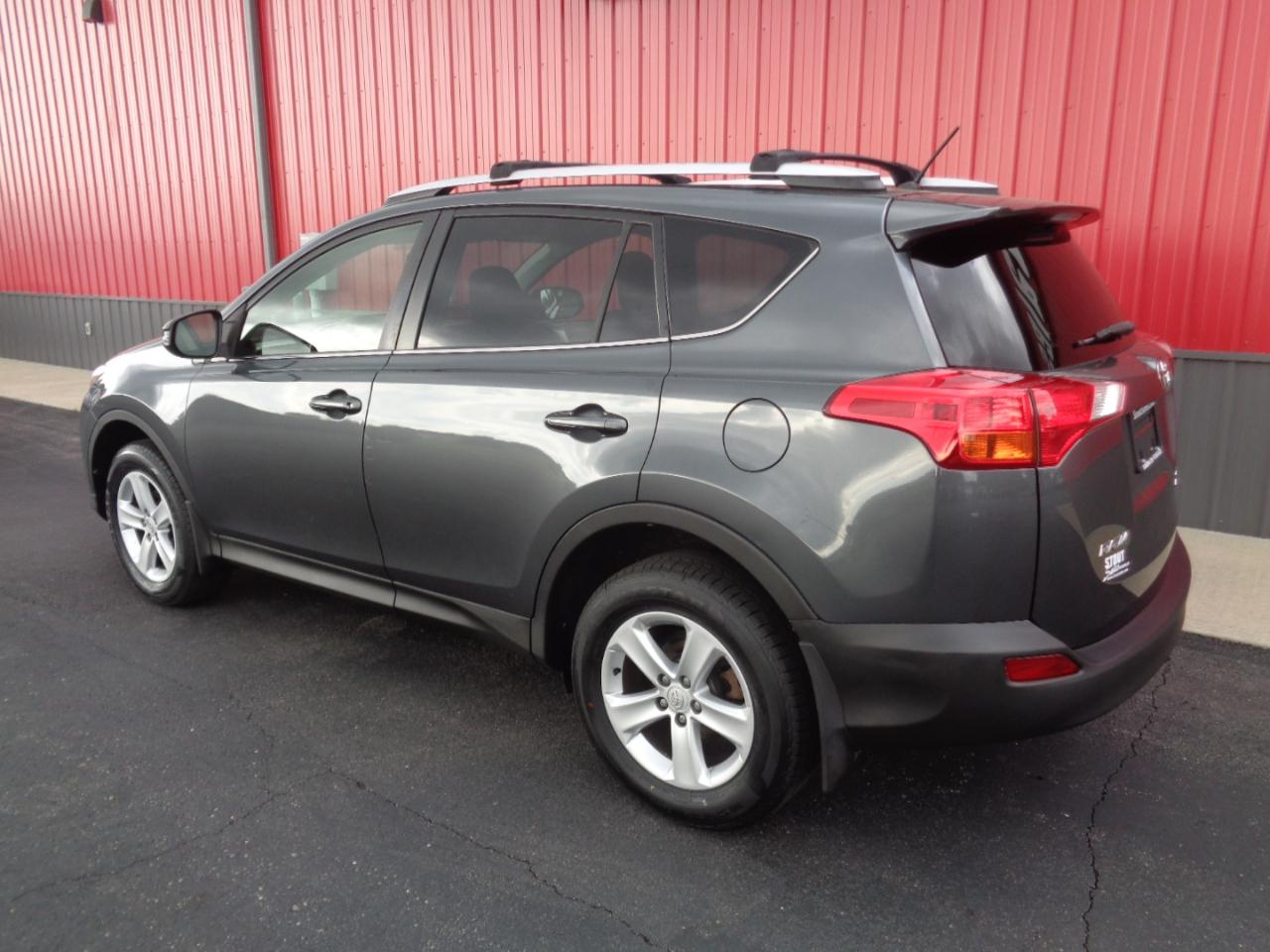 Toyota RAV4 XLE AWD 2013