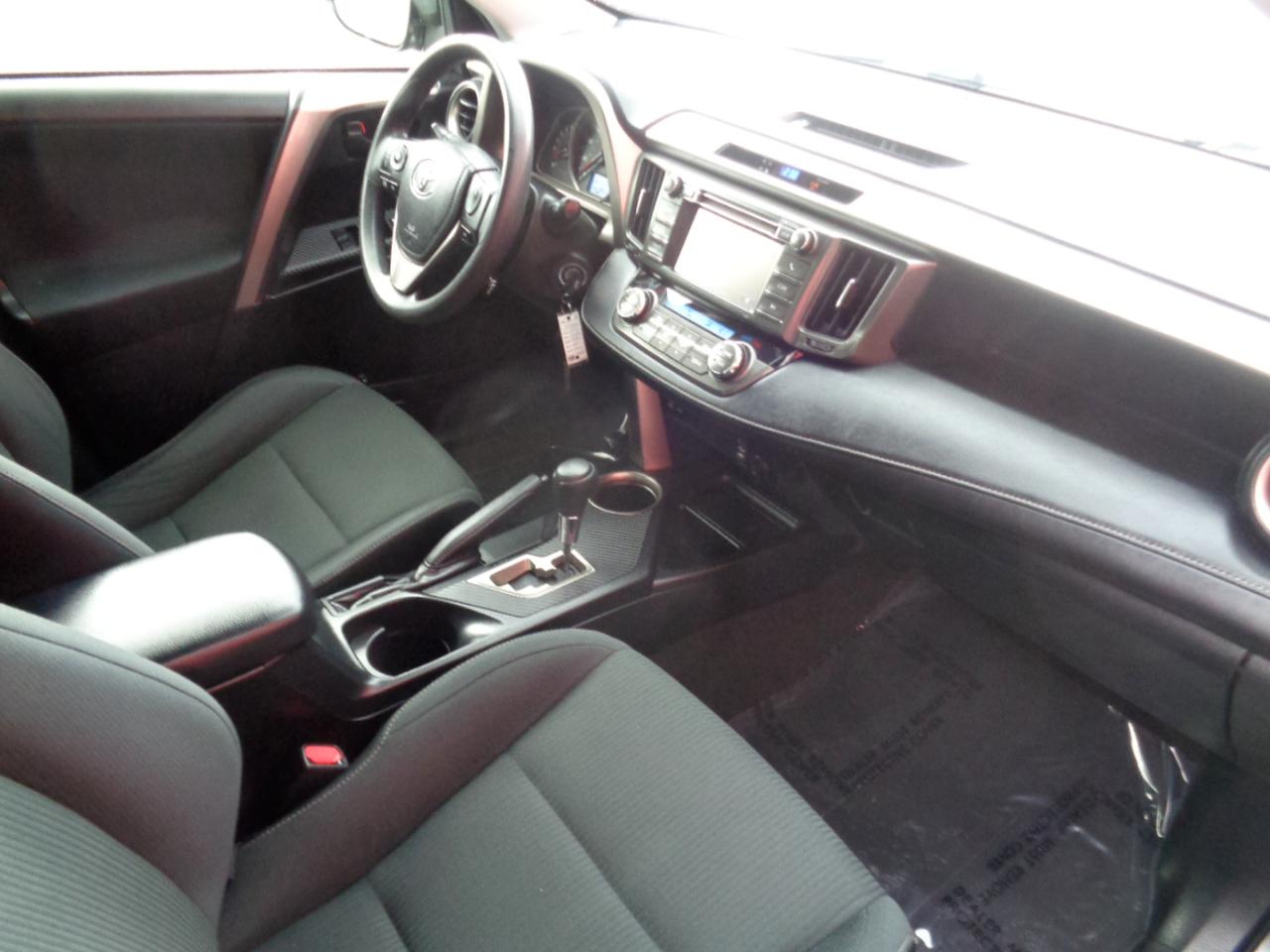 Toyota RAV4 XLE AWD 2013