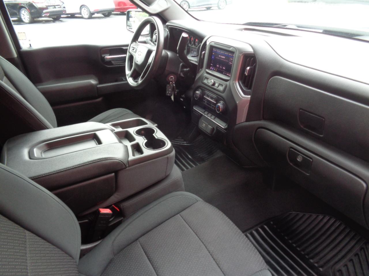 Chevrolet Silverado 1500 Custom Double Cab 4WD 2020