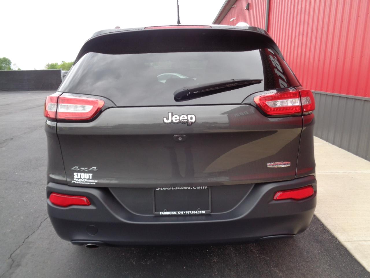 Jeep Cherokee Latitude 4WD 2015
