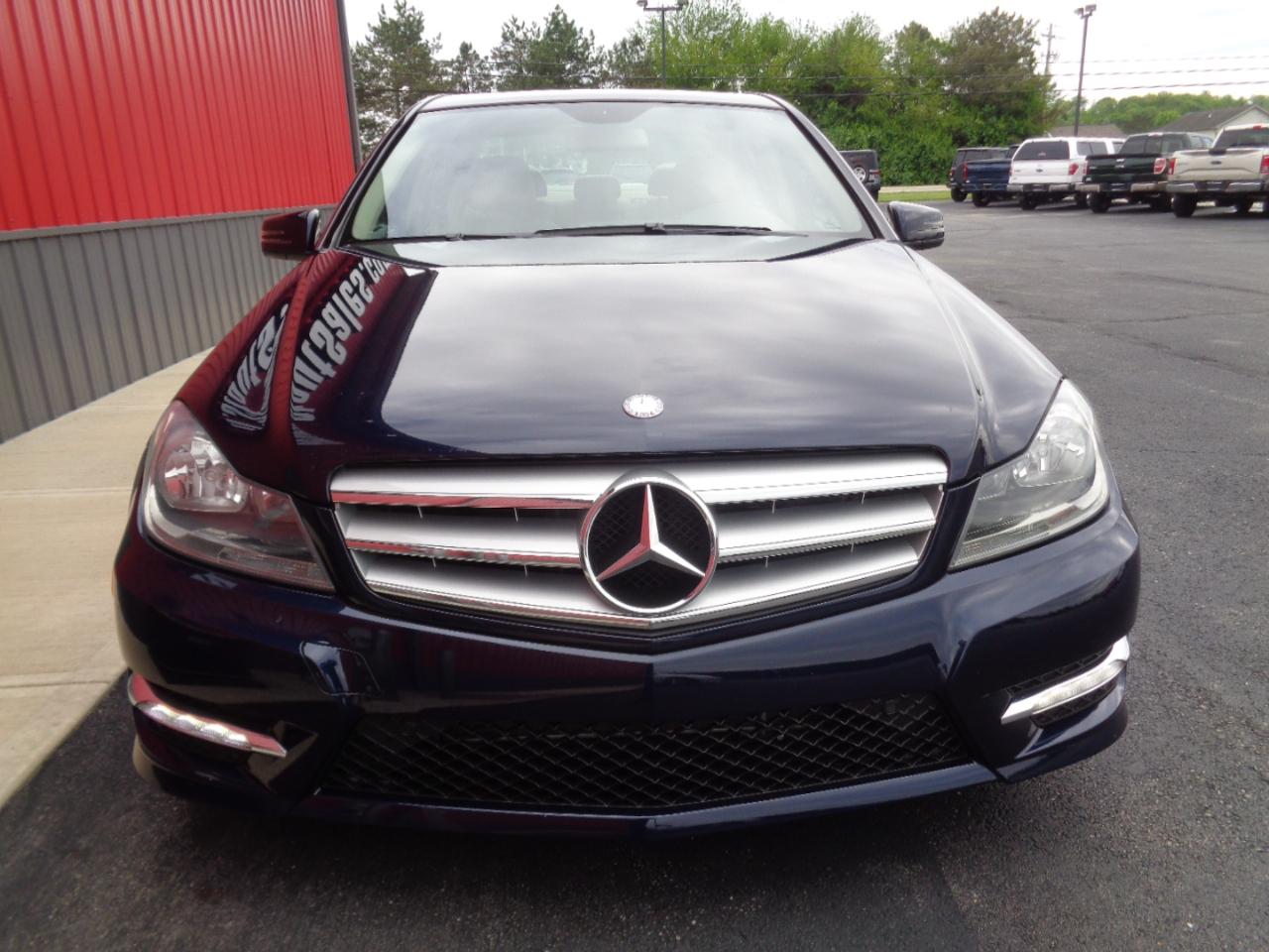 Mercedes-Benz C-Class C300 4MATIC Luxury Sedan 2012