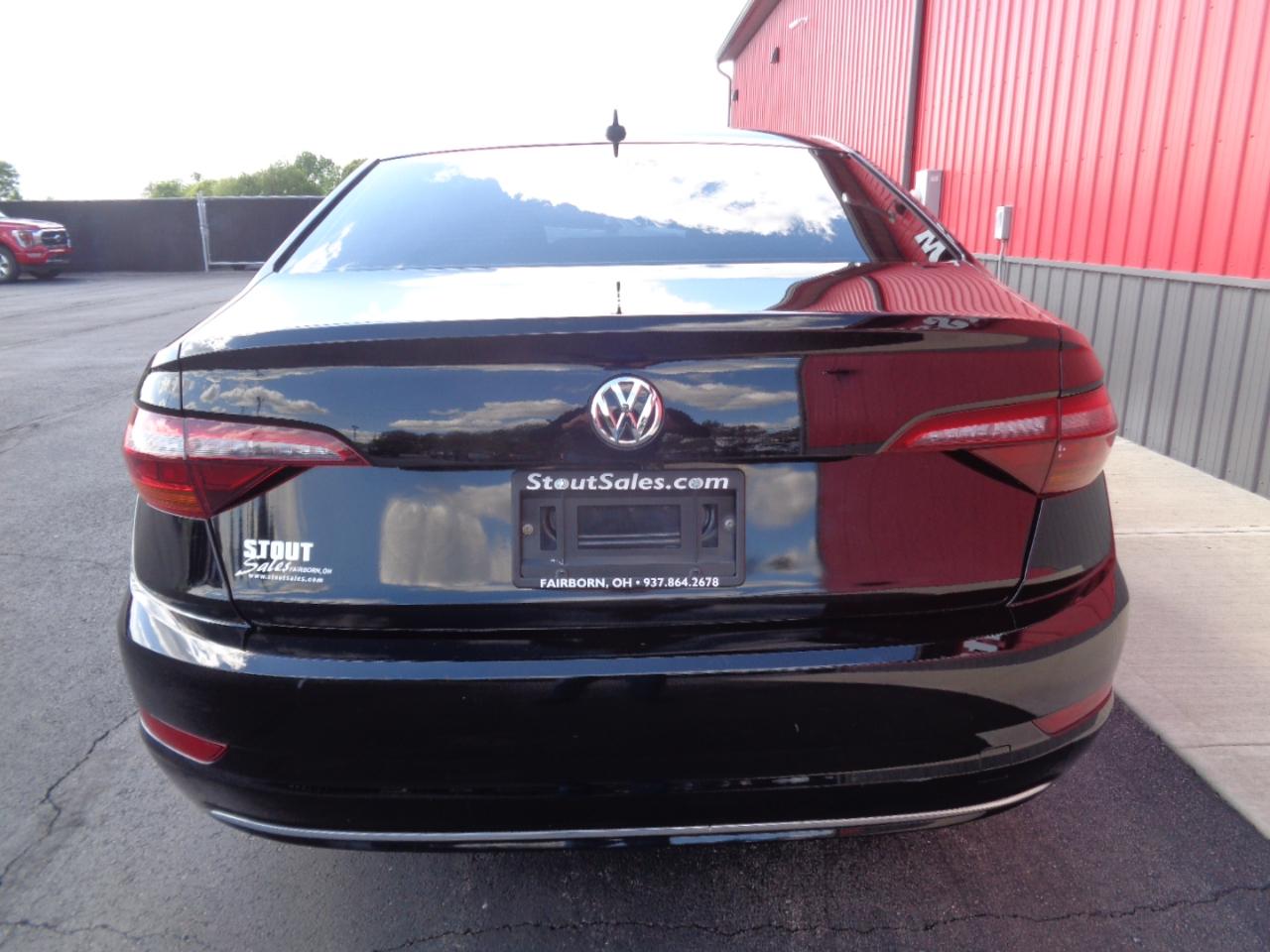 Volkswagen Jetta 1.4T S 8A 2019