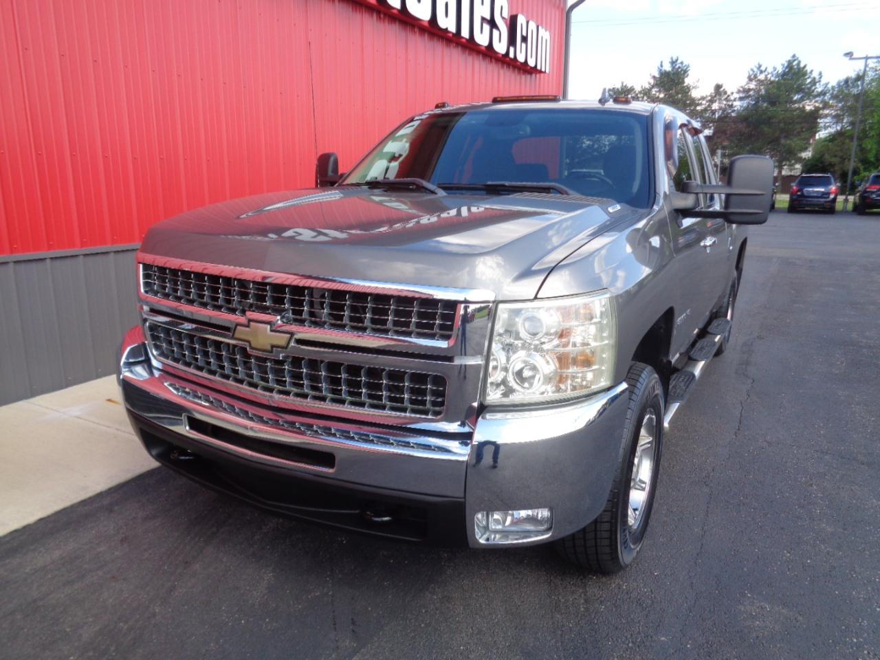 2009 Chevrolet Silverado 2500HD LT1 Ext. Cab Std. Box 4WD