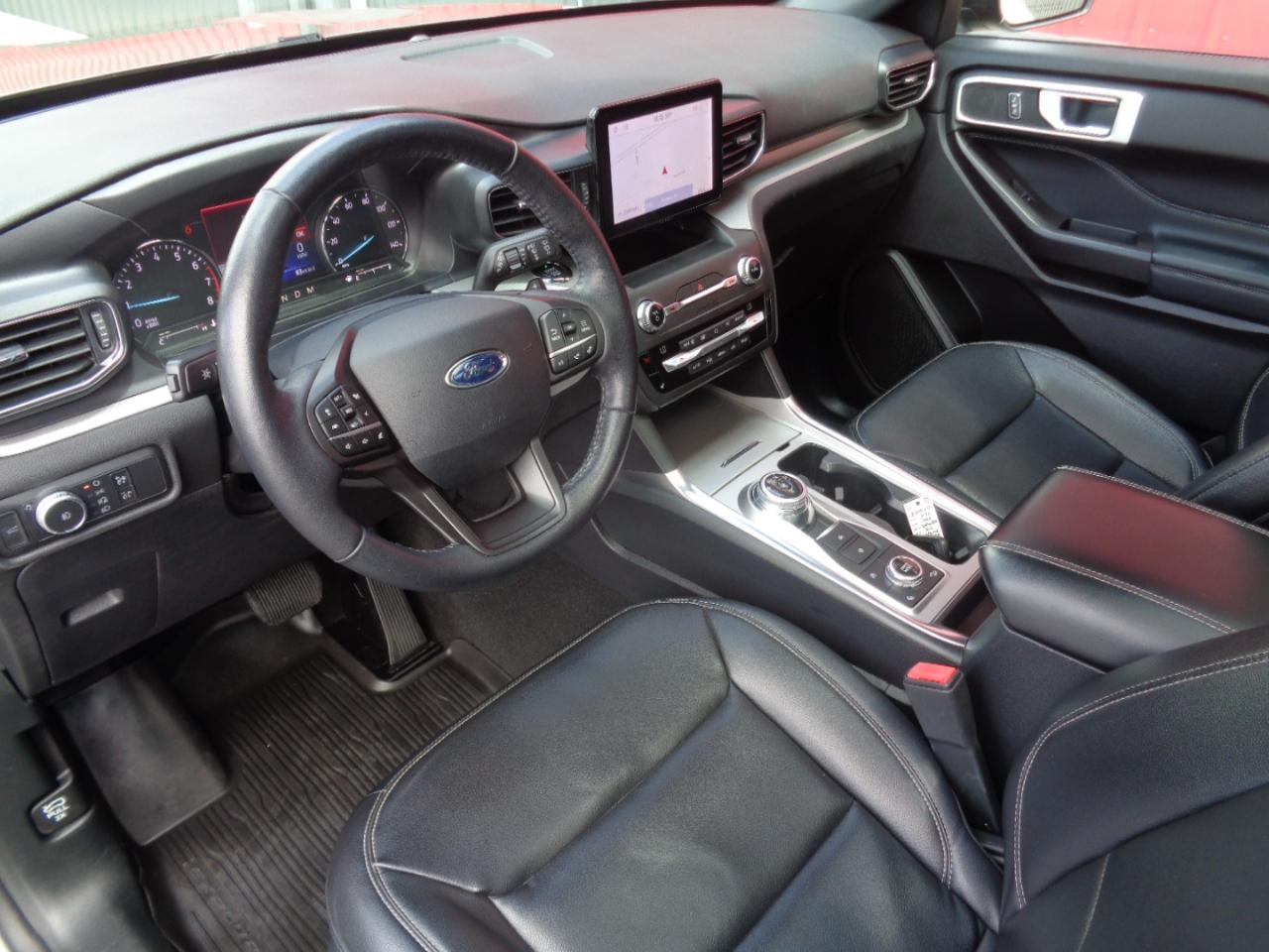 Ford Explorer XLT 4WD 2020