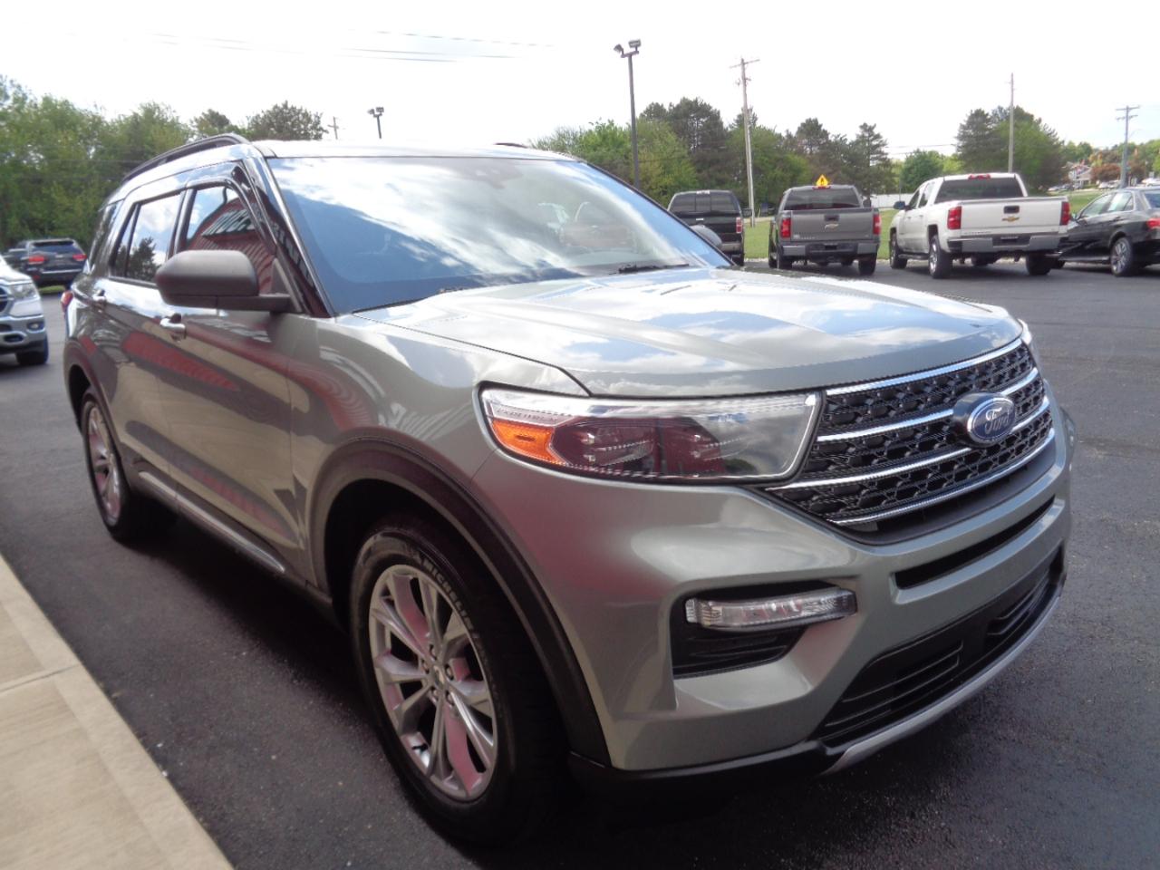 Ford Explorer XLT 4WD 2020