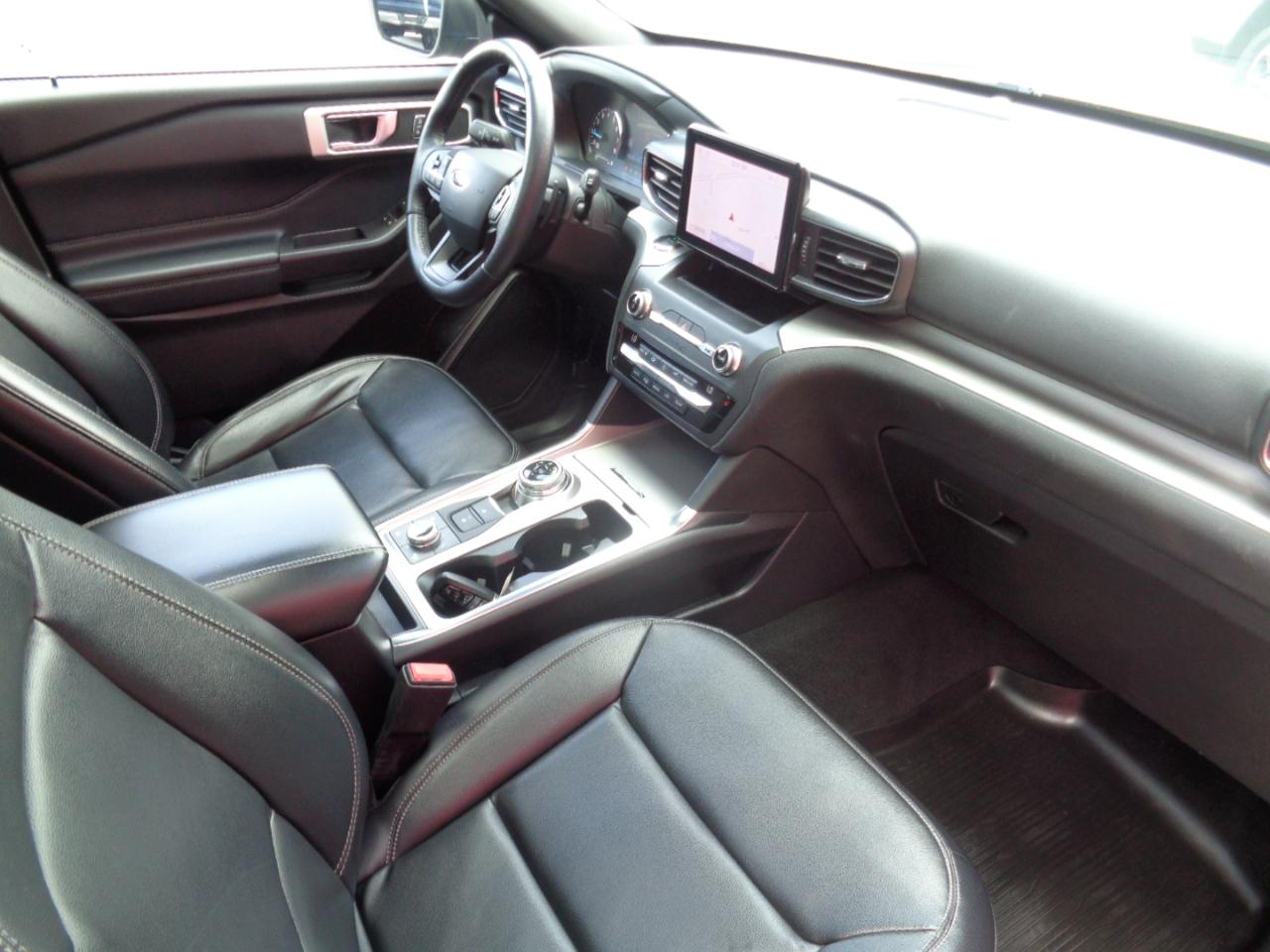 Ford Explorer XLT 4WD 2020