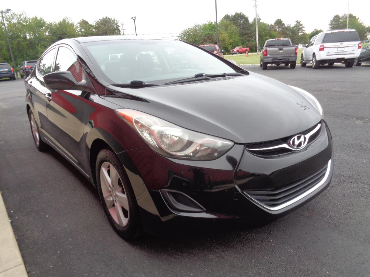 Hyundai Elantra GLS A/T 2013