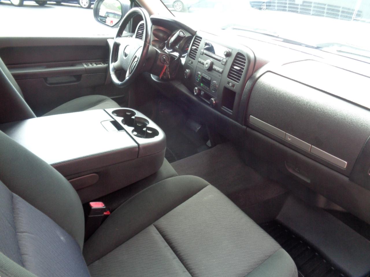 GMC Sierra 1500 SLE Crew Cab 4WD 2010