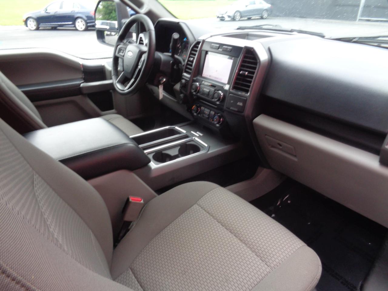Ford F-150 XLT SuperCrew 5.5-ft. Bed 4WD 2017