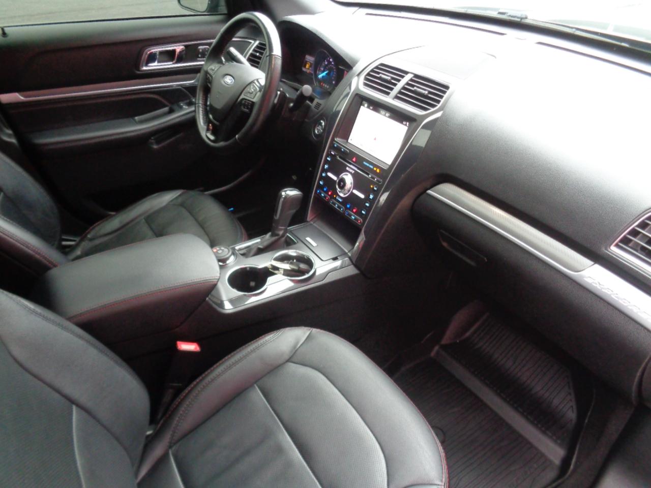 Ford Explorer Sport 4WD 2018