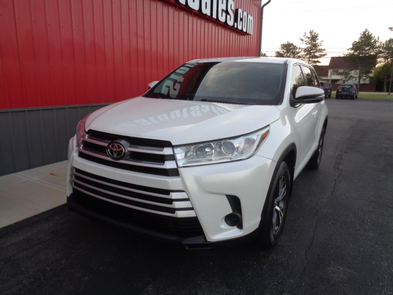 2019 Toyota Highlander LE FWD I4