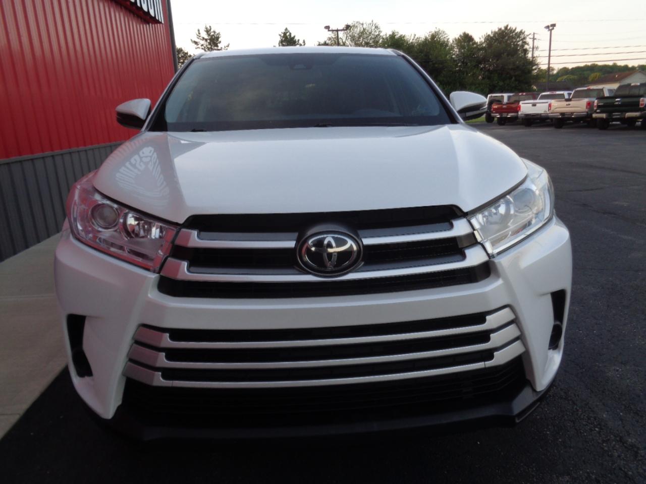Toyota Highlander LE FWD I4 2019