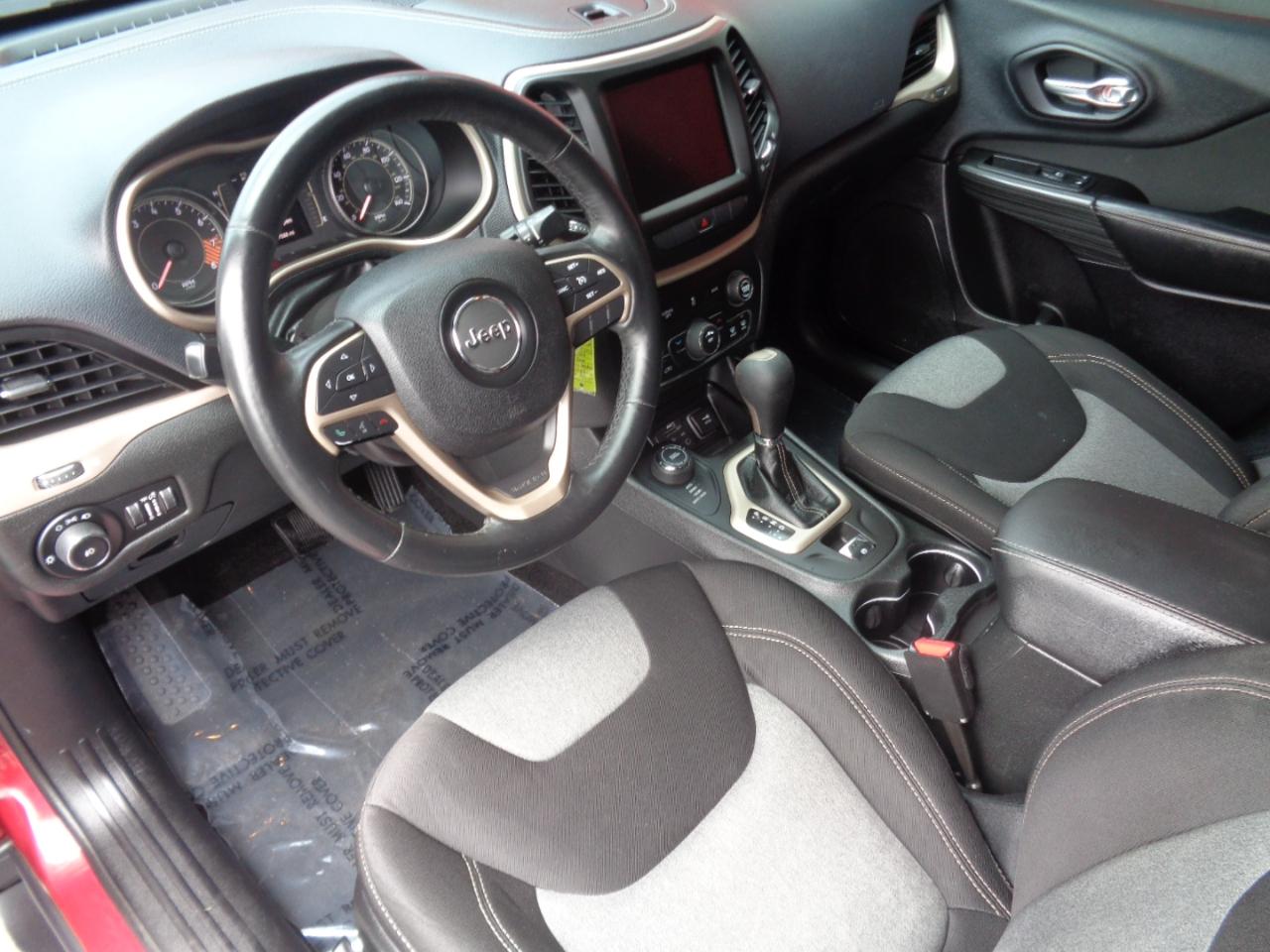 Jeep Cherokee Latitude 4WD 2014