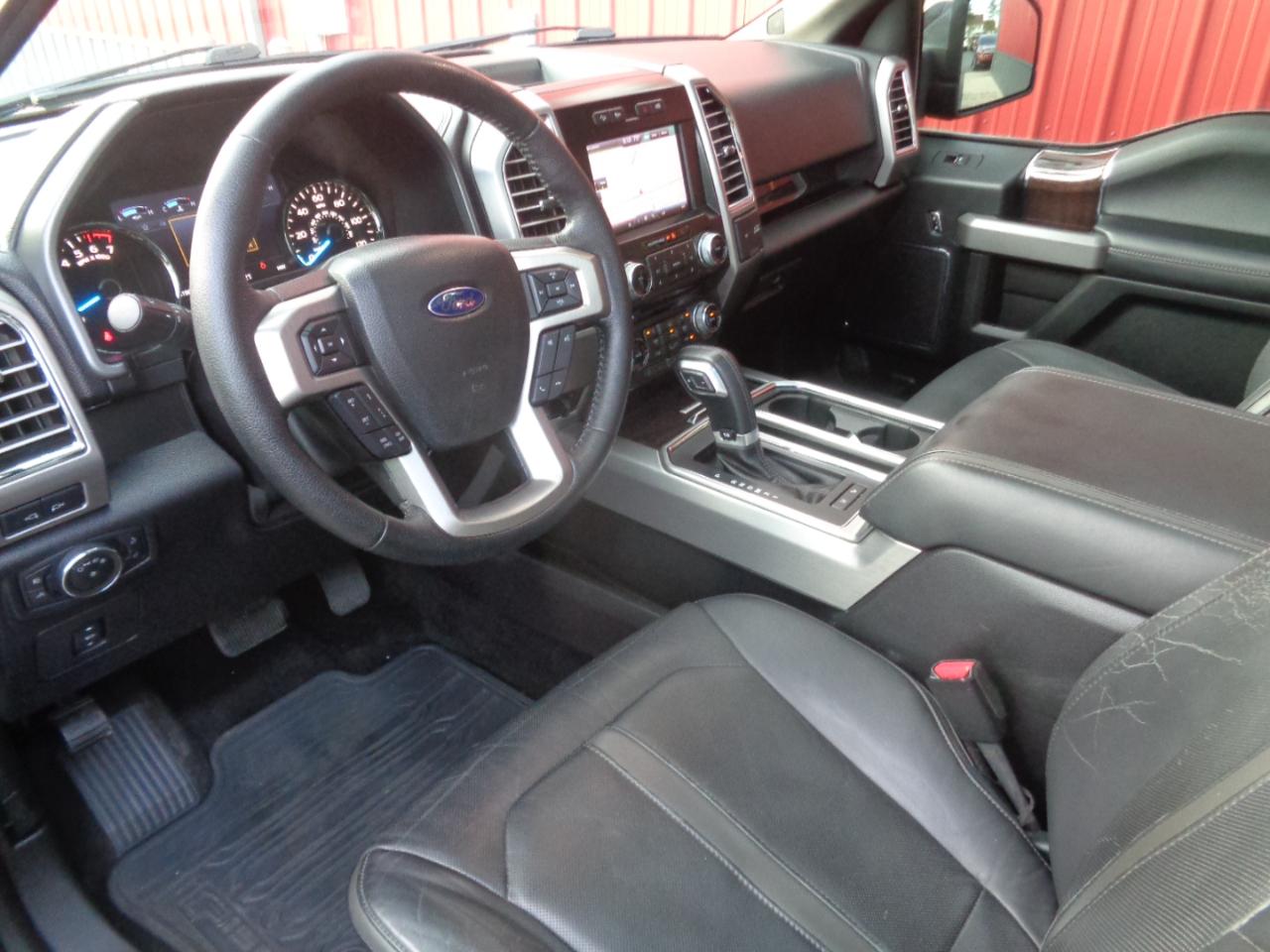 Ford F-150 Platinum SuperCrew 5.5-ft. Bed 4WD 2015