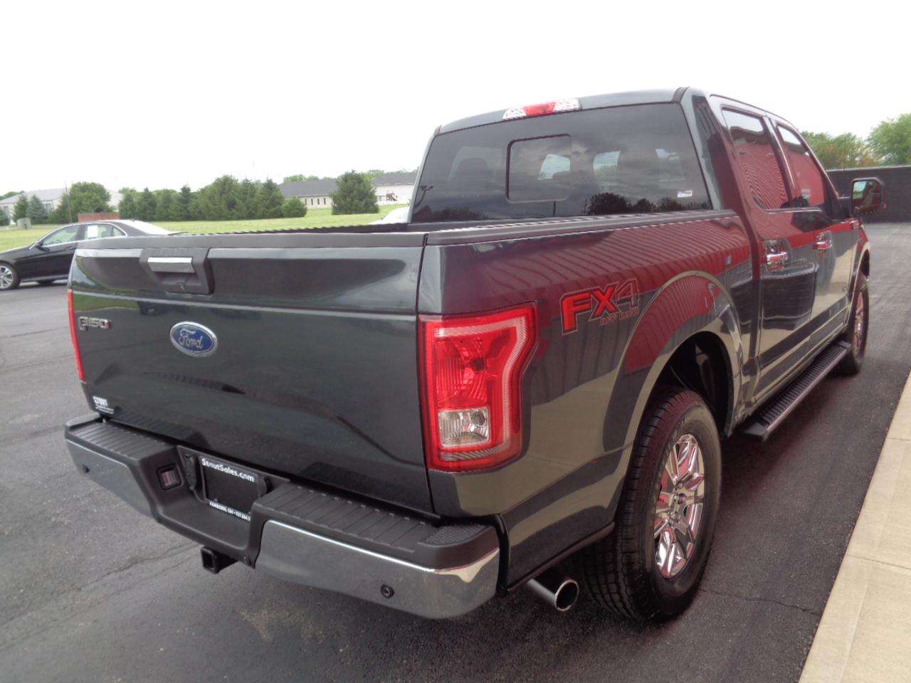 Ford F-150 XLT SuperCrew 5.5-ft. Bed 4WD 2015