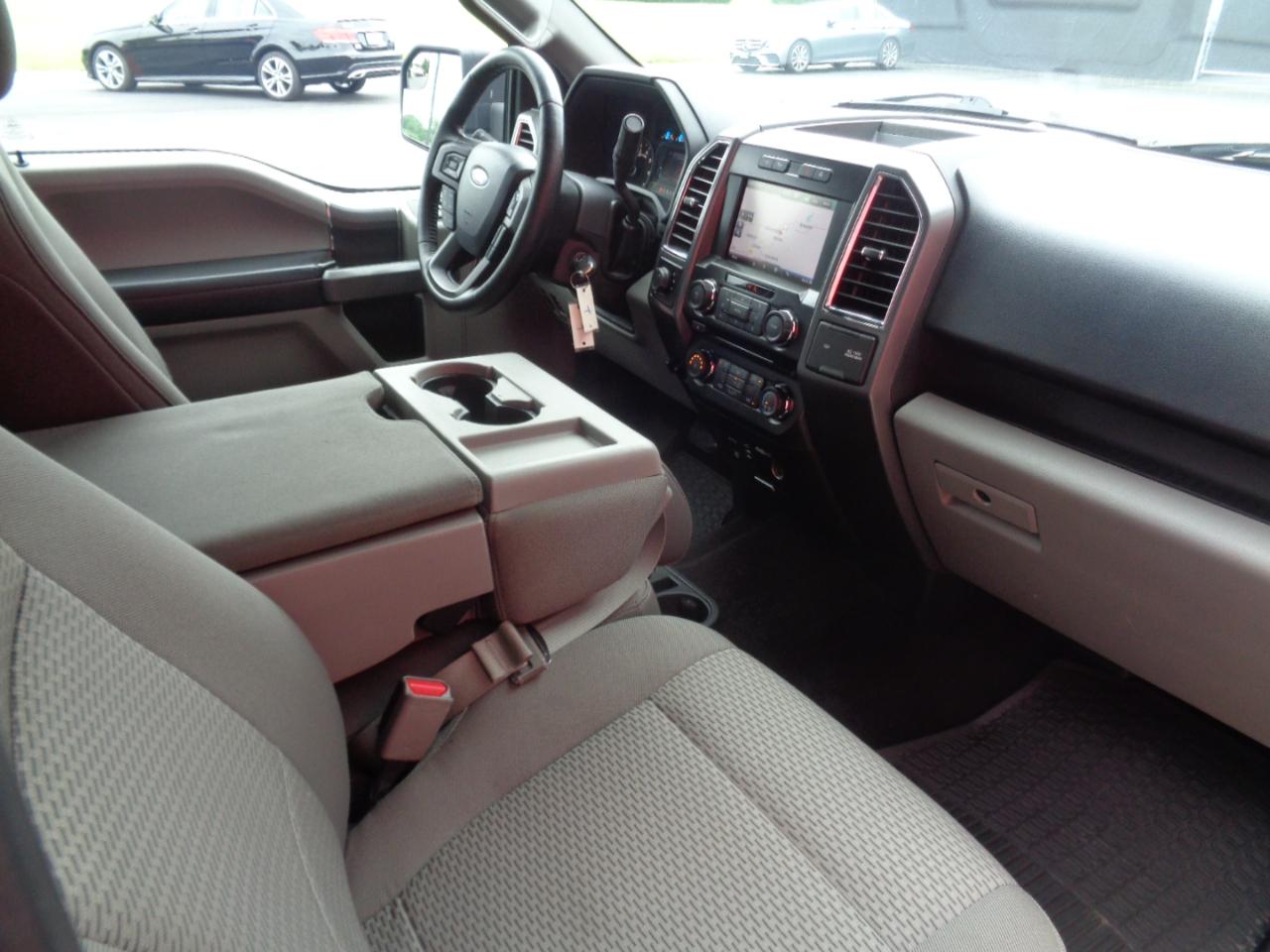 Ford F-150 XLT SuperCrew 5.5-ft. Bed 4WD 2015