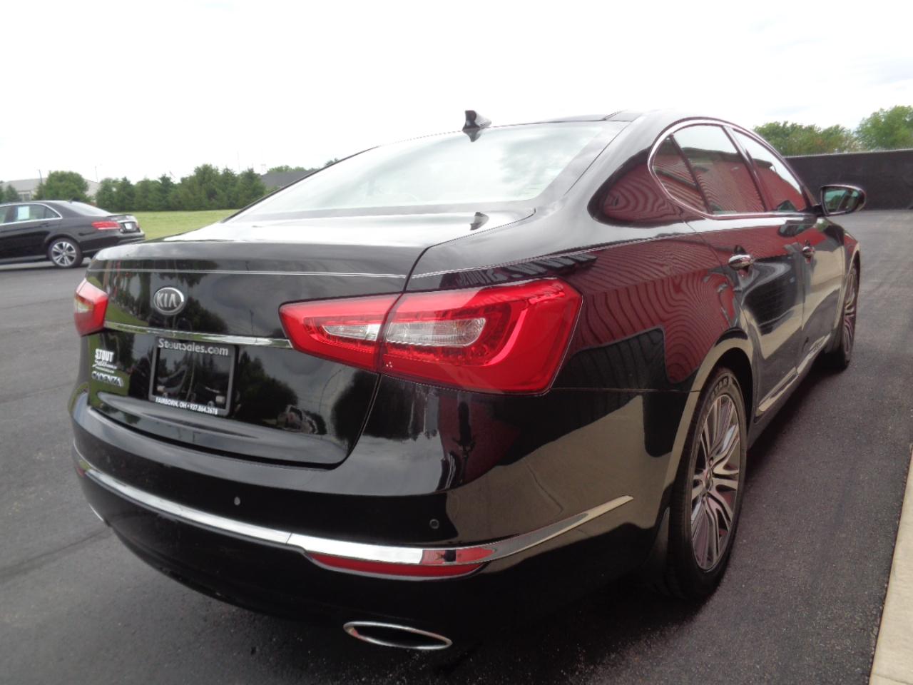 Kia Cadenza Sedan 2014