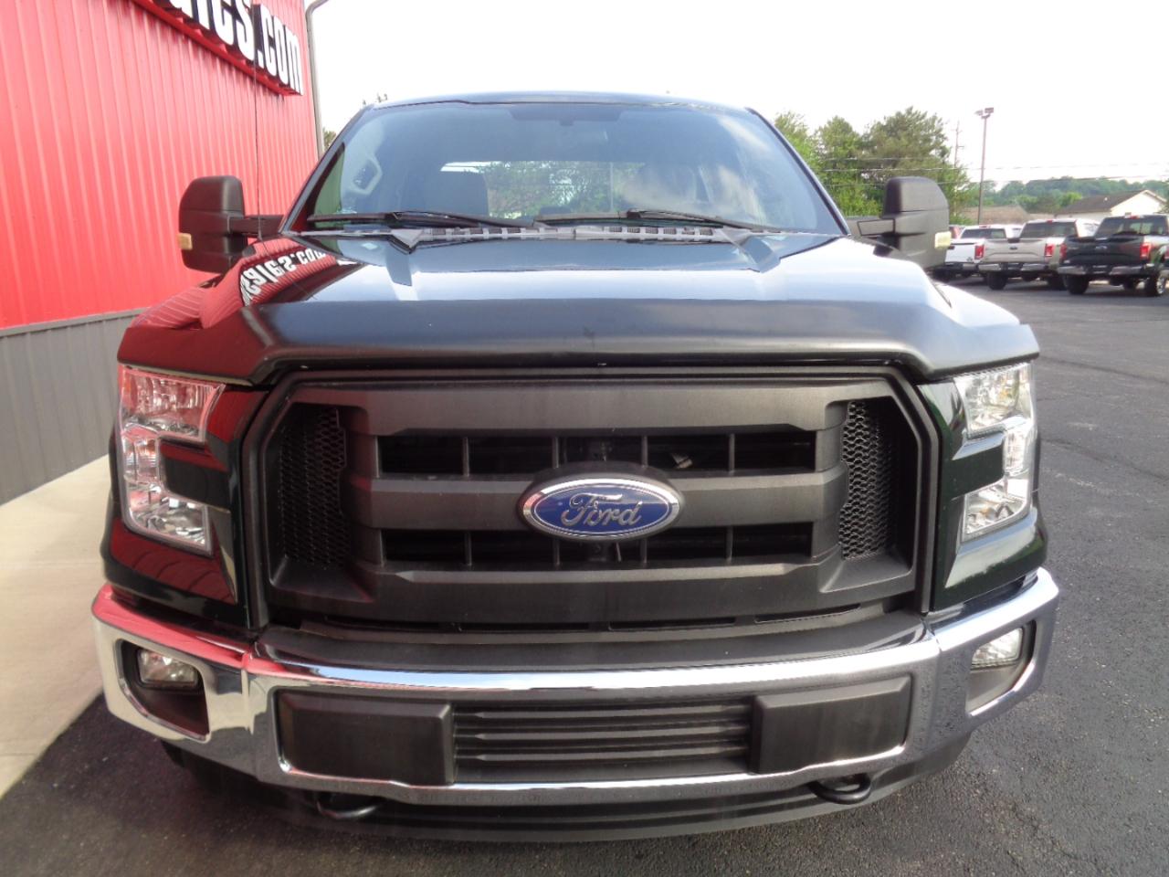 Ford F-150 XL SuperCrew 5.5-ft. Bed 4WD 2015