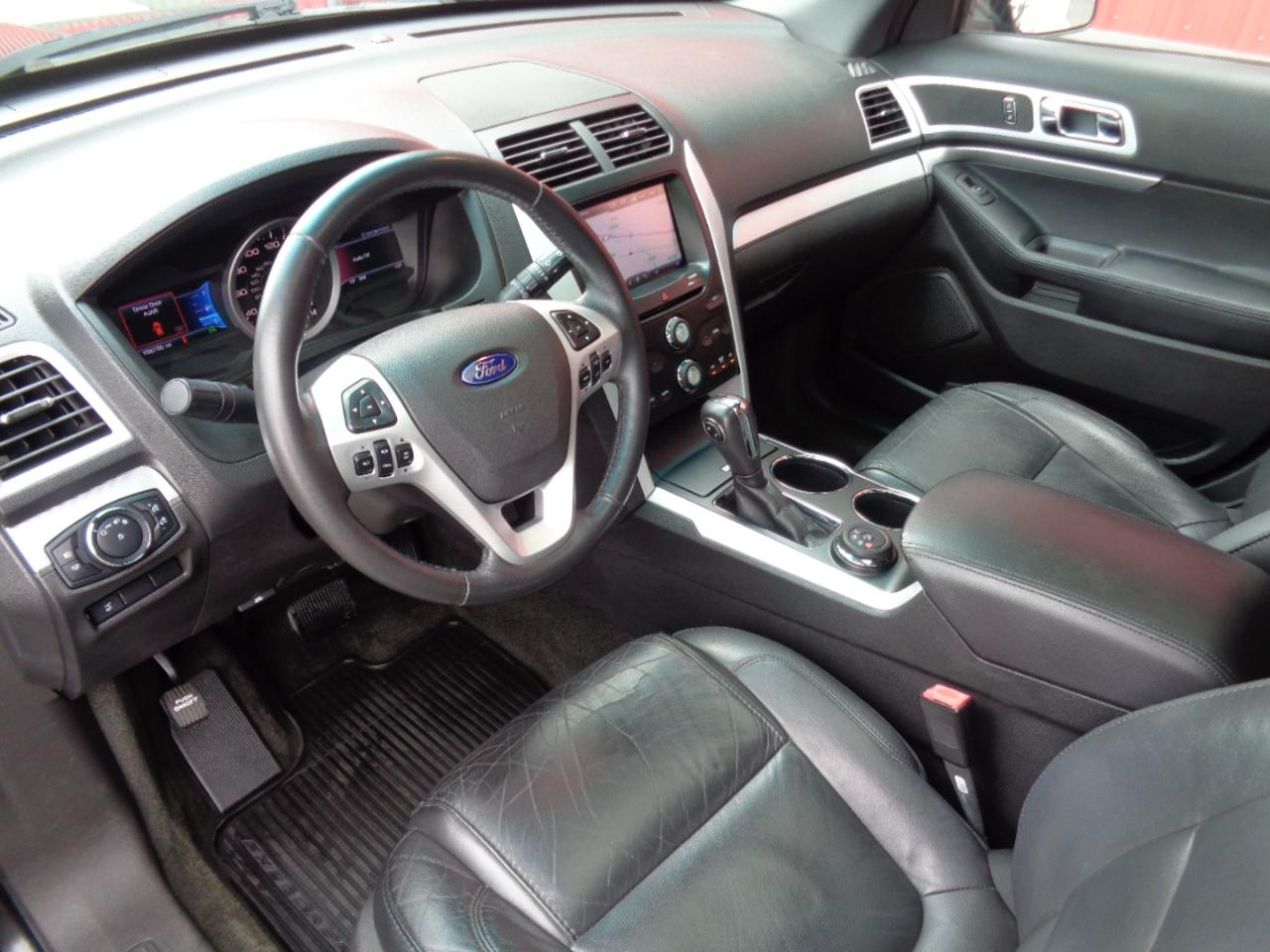 Ford Explorer XLT 4WD 2014