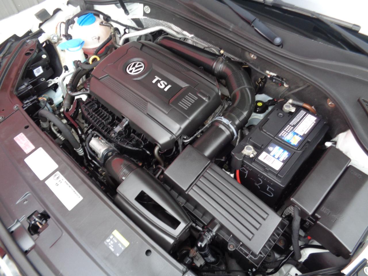 Volkswagen Passat SE PZEV 6A 2016