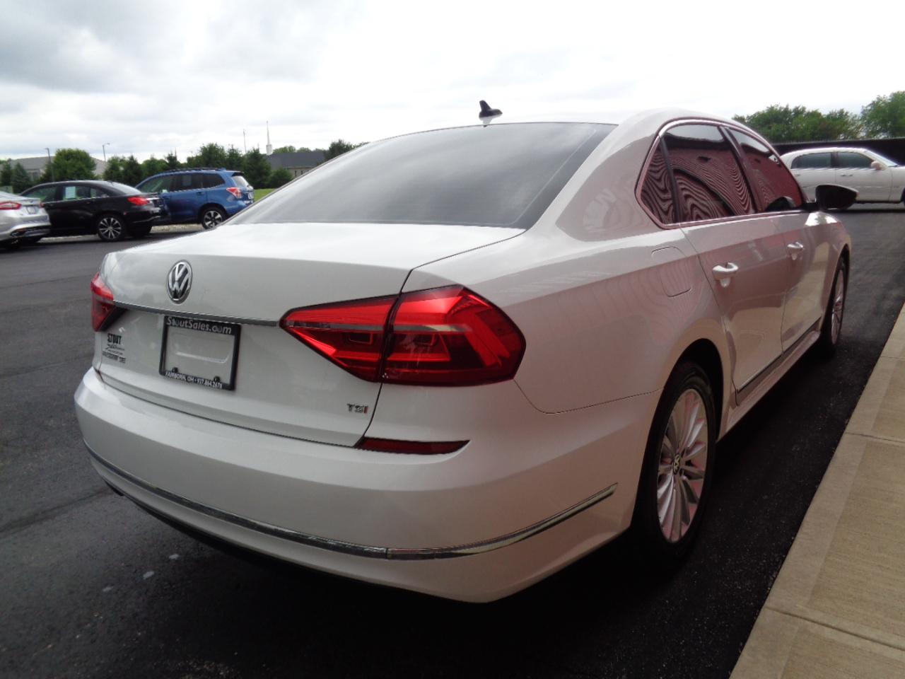 Volkswagen Passat SE PZEV 6A 2016