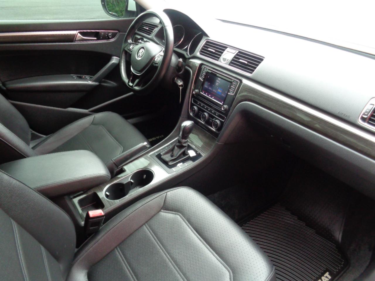 Volkswagen Passat SE PZEV 6A 2016