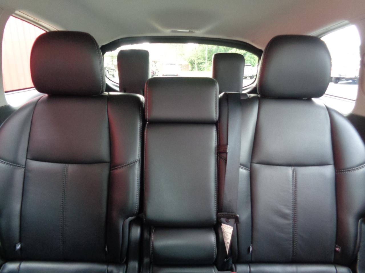 Nissan Pathfinder SL 4WD 2017