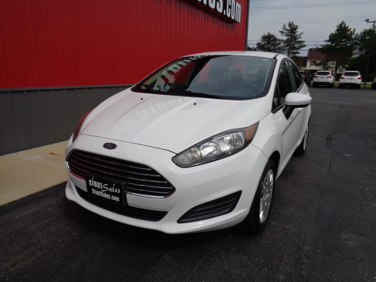 2016 Ford Fiesta S Sedan