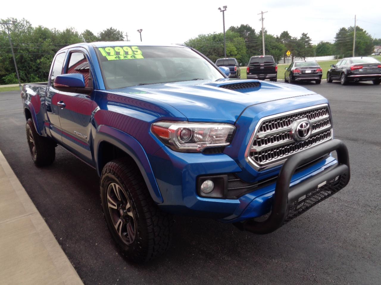 Toyota Tacoma  2017